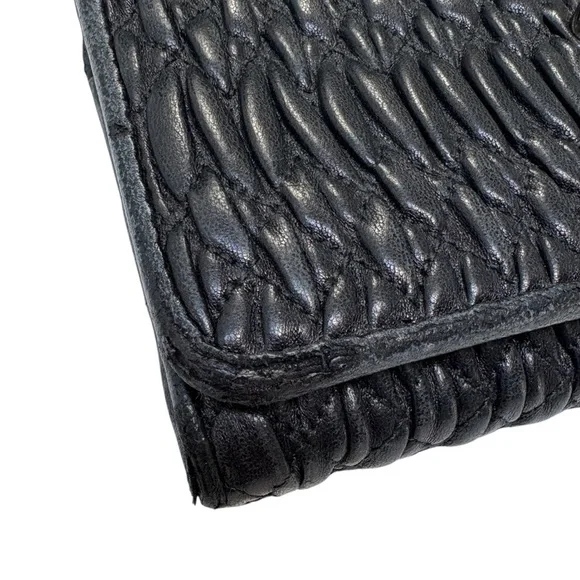 Miu Miu Black Matelassé Crystal Wallet 💎 Limited Edition w/ ID Holder - Picture 8 of 16